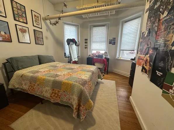 131 Park Dr APT G1, Boston, MA 02215