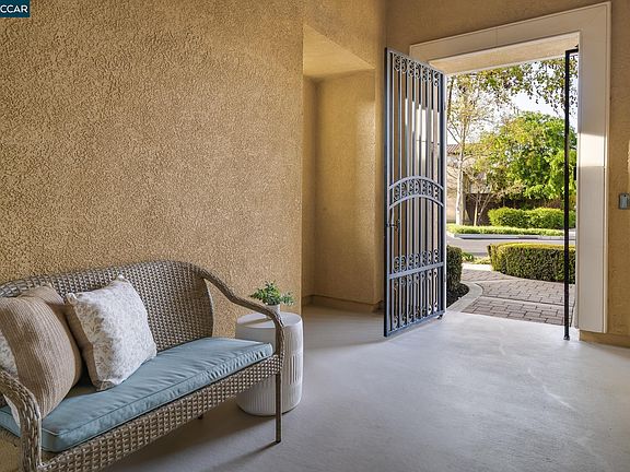 3rd image of 7898 Kennard Ln