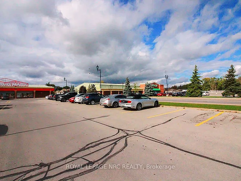 485 Thorold Rd #302 — Photo 25