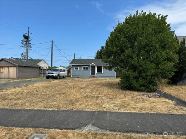 1107 E 4th Street, Port Angeles, WA 98362