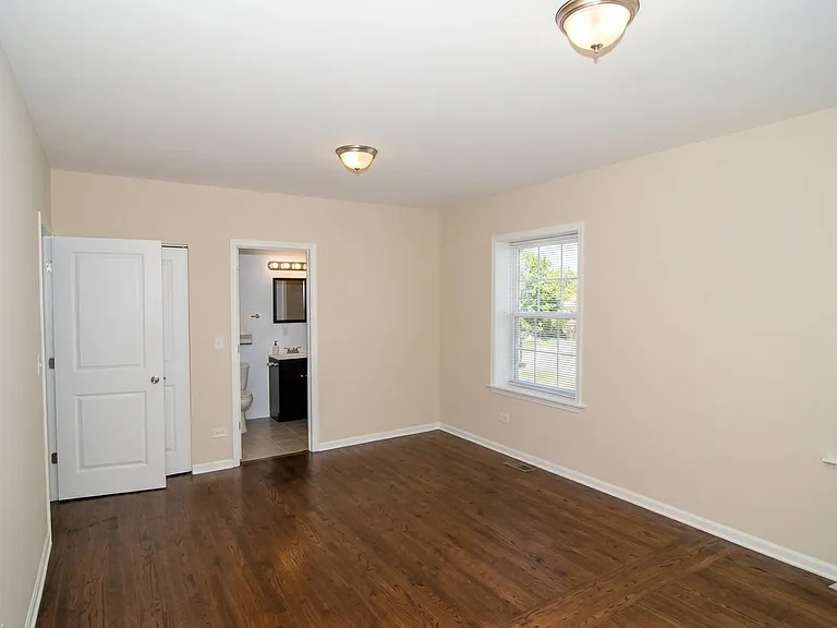 2065 W Jarvis Ave #3E — Photo 7