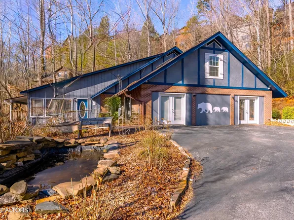 751 Ridge Rd, Gatlinburg, TN 37738