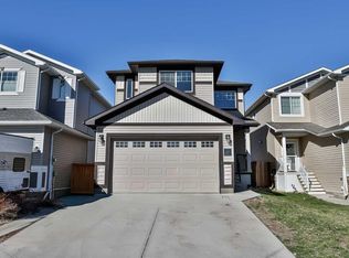 522 E Moonlight Ln W, Lethbridge, AB T1J 5K1