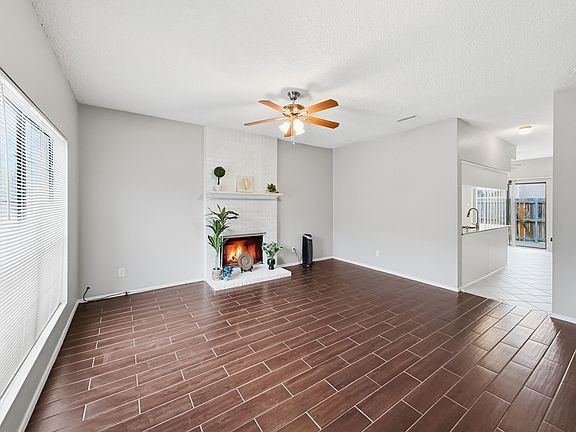 4th image of 214 Samuel Blvd APT 1H