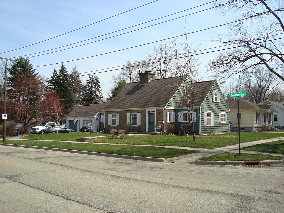 355 Congdon Ave., Elgin, IL