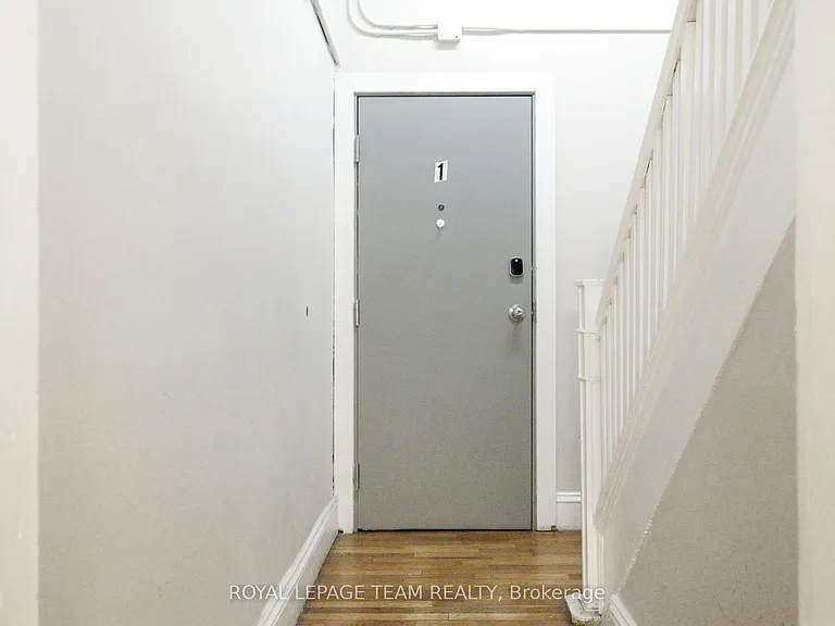 21 York St #1 — Photo 5