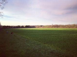 3051 Lower Mountain Rd, Sanborn, NY 14132