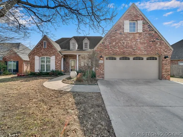 10304 E 90th St N, Owasso, OK 74055