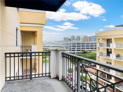 8390 SW 72nd Ave APT 517, Miami, FL, 33143