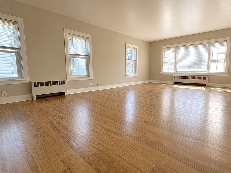 4 Mill St #1 — Photo 8
