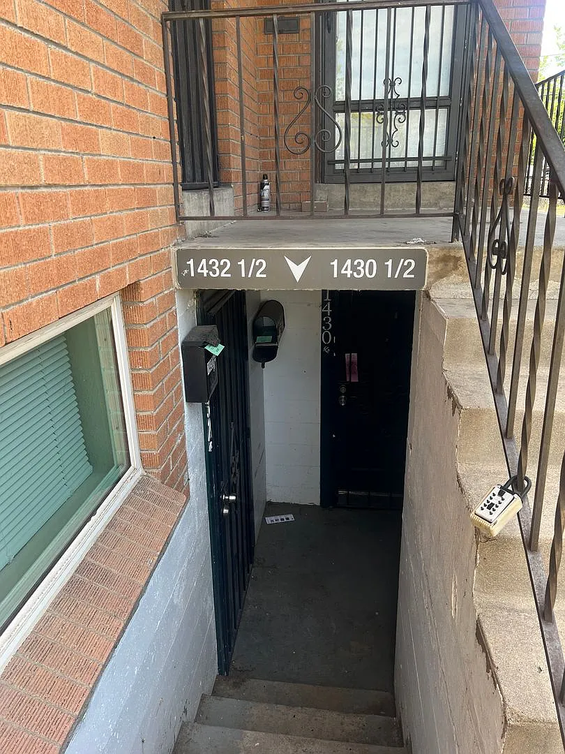 Boston1430 — Photo 2