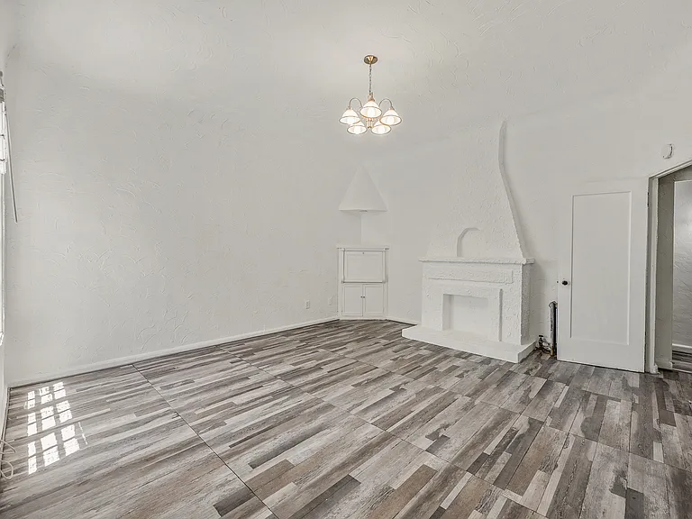 1619 Walnut St #D — Photo 1