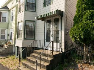 27 Partition St, Rensselaer, NY 12144