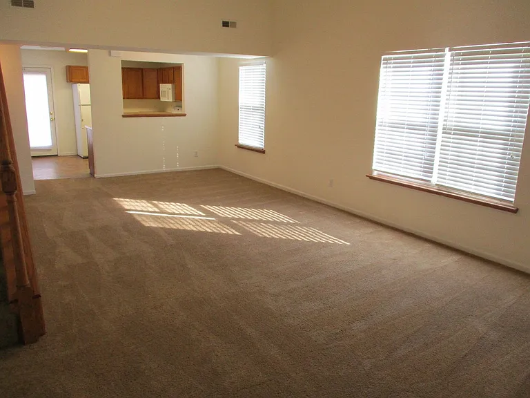 1725-1727 Louise Cir — Photo 35