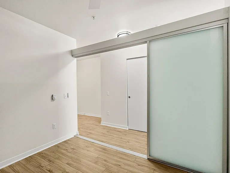 Contour Apartments — Photo 111