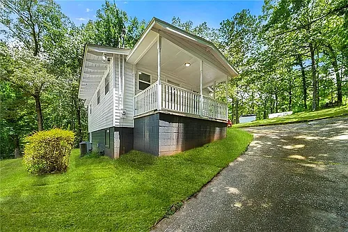 2400 Radford Rd Photo 1