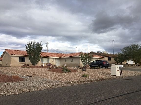 3rd image of 3565 Bali Dr