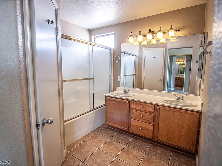 5017 Running Rapids Ave — Photo 16
