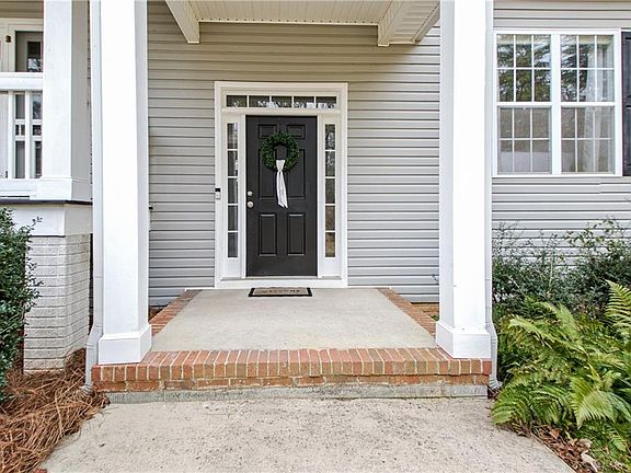 4th image of 68 Skyview Rd