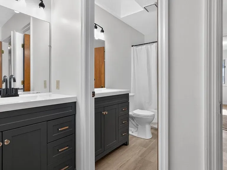 1306 Cadwell Dr — Photo 7