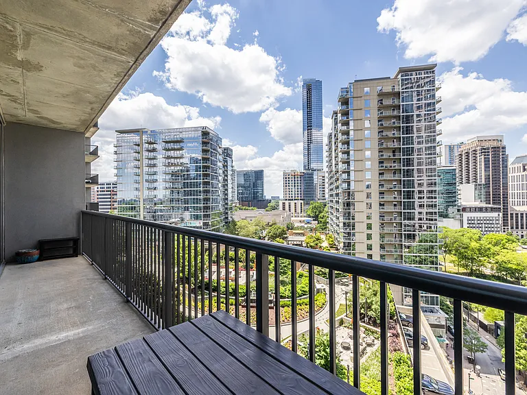 1080 Peachtree St NE #1201 — Photo 1