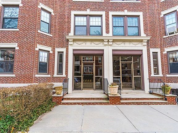 2nd image of 85 Pleasant St #1