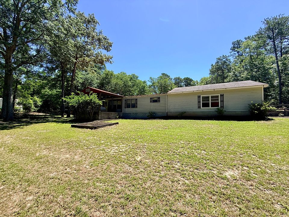 1st image of 415 Hudgins Rd