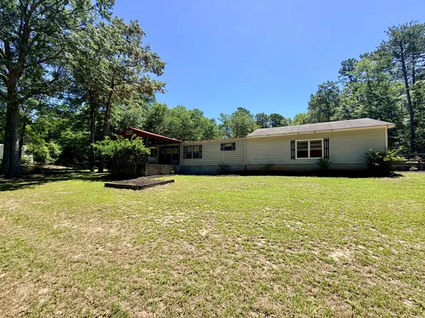 415 Hudgins Rd, Williston, SC 29853