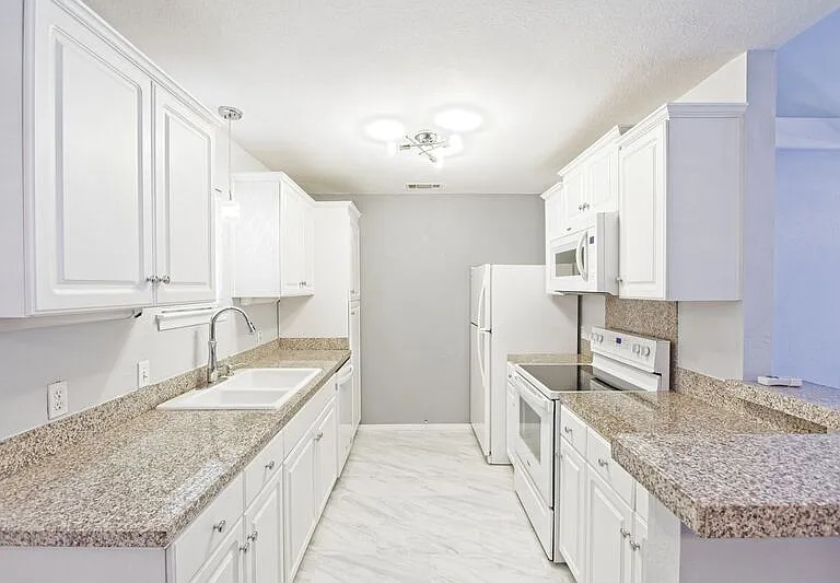 10590 High Hollows Dr #284 — Photo 22