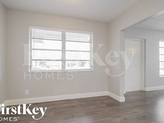 5th image of 4521 NW 12th Ave