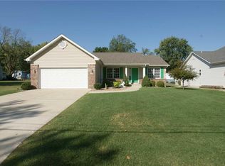 25 Stoll Lane St, Peters, MO 63376