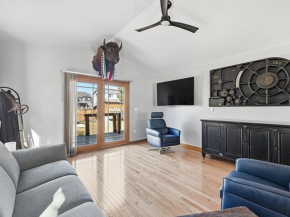 3rd image of 314 E Michigan Ave