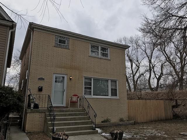 1st image of 4327 W School St #1