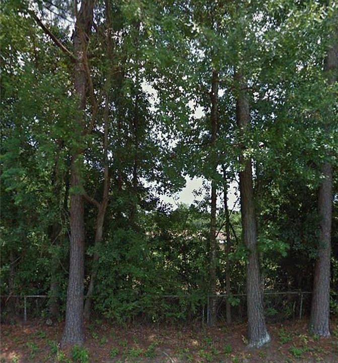 1st image of 910 Joaneen Dr