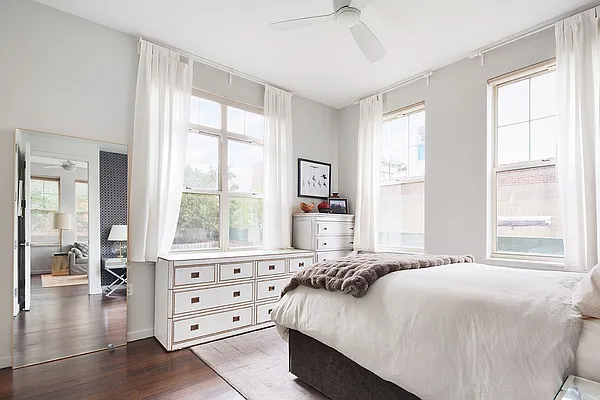 Sold by Compass | media 4