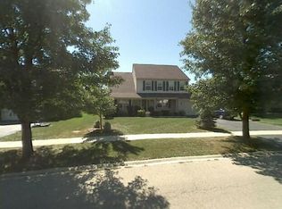 609 Pearces Frd, Oswego, IL 60543