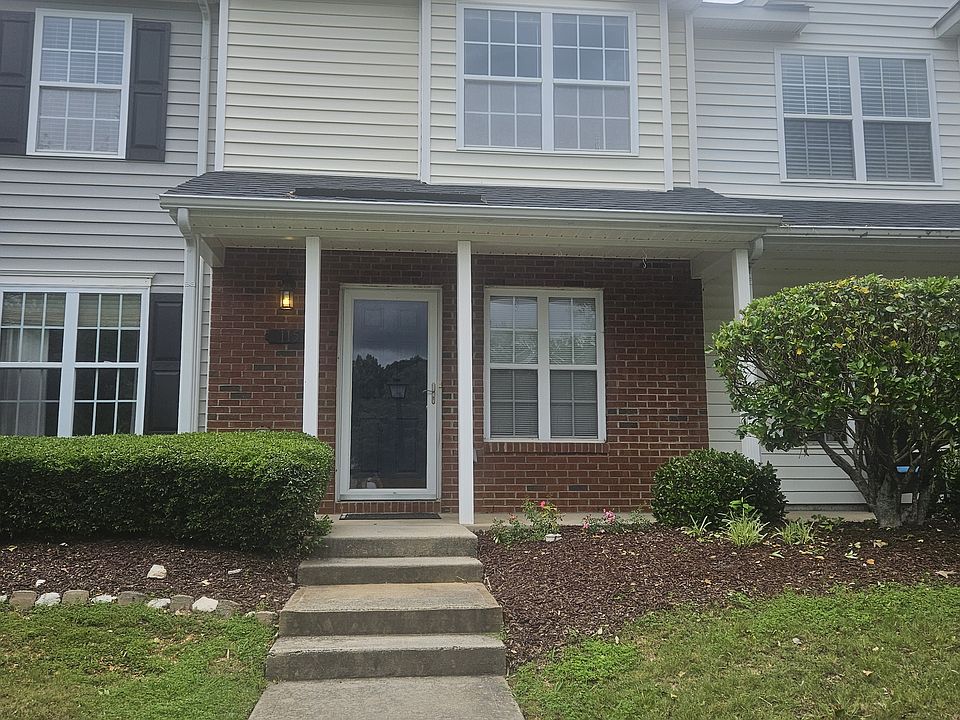 1st image of 115 Summerwood Dr #115