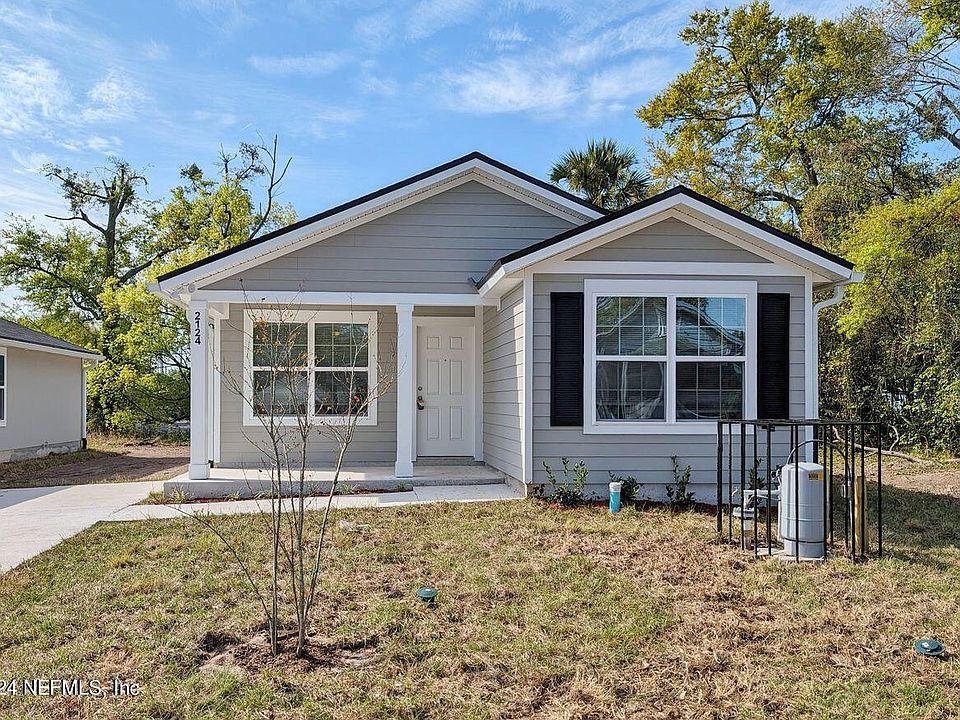 1st image of 2124 CLEMENTE Drive