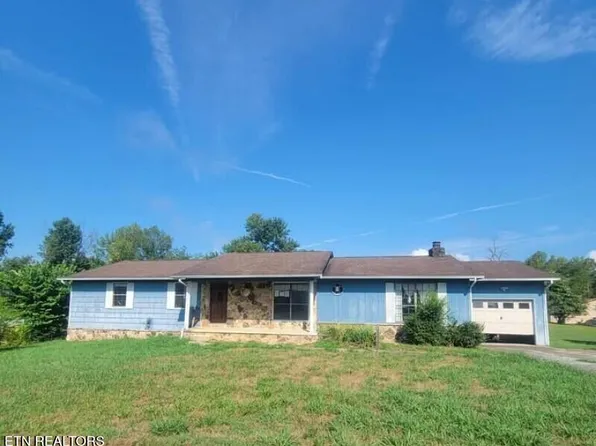 130 3rd St, Rockwood, TN 37854