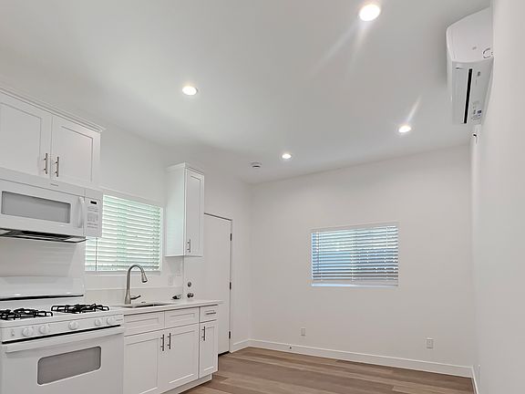 2nd image of 131 W 59th Pl #133