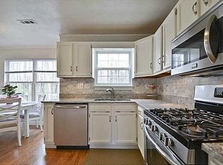 4868 Townpoint Rd, Suffolk, VA 23435