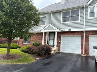 7932 Stewart Dr, Darien, IL 60561