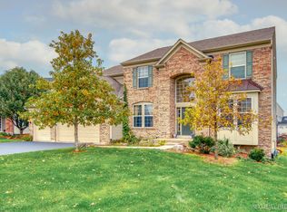 204 Bennett Ct N, Oswego, IL