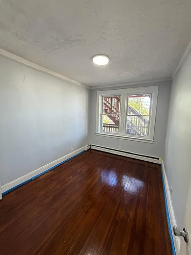 257 Hollywood Ave Photo 1
