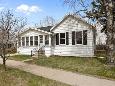 816 School Ave, Oshkosh, WI, 54901