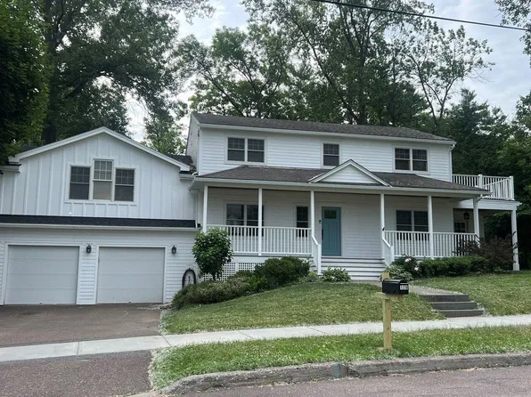 128 South Cove Road, Burlington, VT 05401