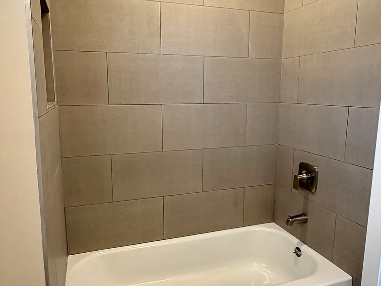 2976 National Ave #3 — Photo 7