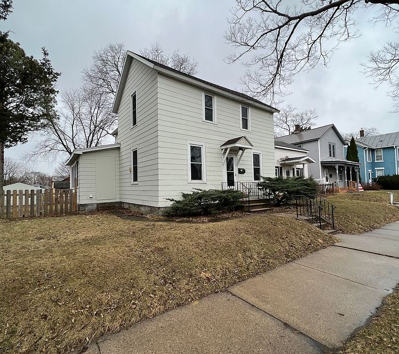 1st image of 1326 Mississippi St