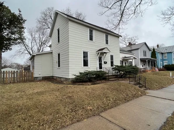 1326 Mississippi St, La Crosse, WI 54601