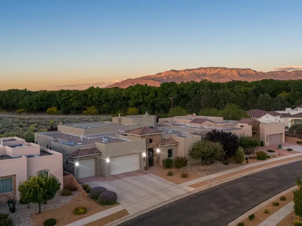 4809 Valle Rio Trl NW, Albuquerque, NM 87120